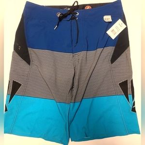 Volcom Boardshorts Size 34